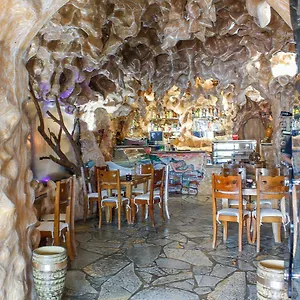 Shpella Hotel