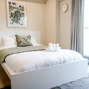 アパート Dash Living Tsukiji, 東京都